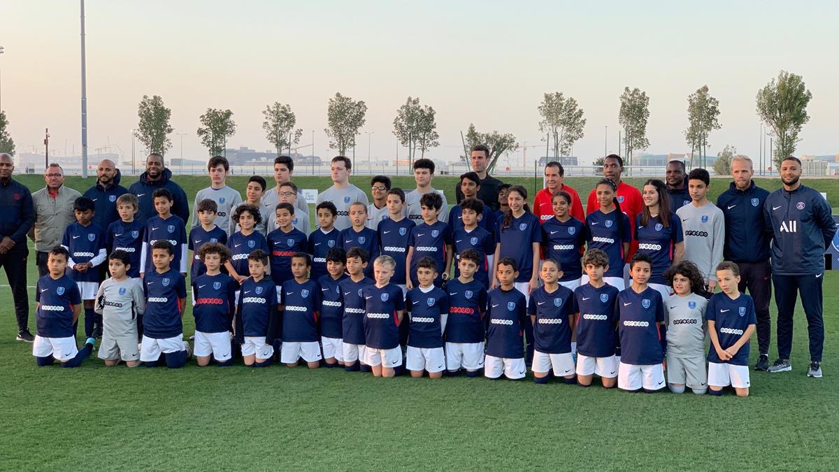 Thiago Motta visits the Academy Qatar  PSG Academy
